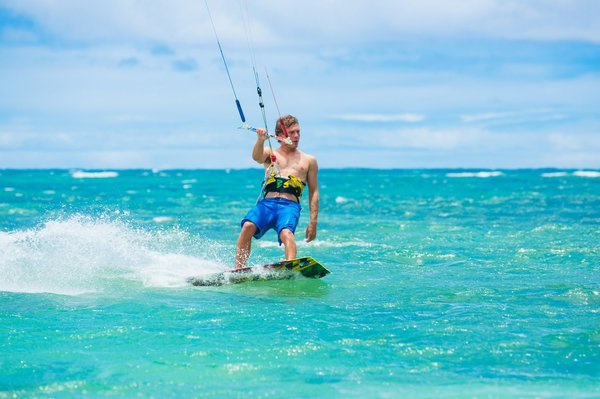 Quels sont les meilleurs spots pour le kitesurf en Afrique du Sud?